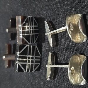 Vintage silver-tone abstract cufflinks with  Black pattern cufflinks.